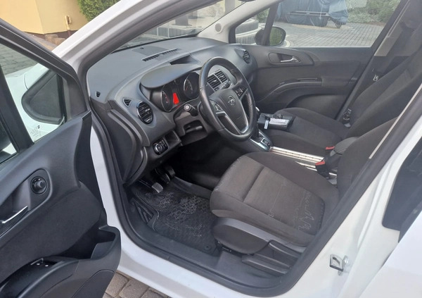 Opel Meriva cena 32600 przebieg: 149600, rok produkcji 2014 z Darłowo małe 79